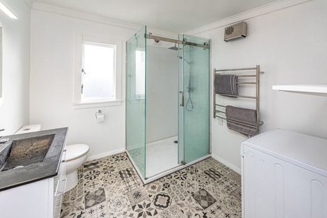 Photo of property in 102 Bell Street, Whanganui, 4500