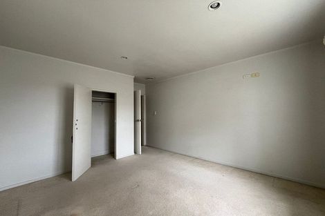 Photo of property in 44 Preston Avenue, Henderson, Auckland, 0610