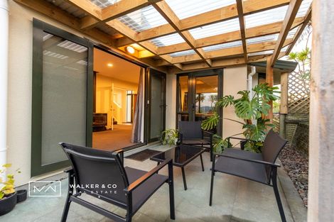 Photo of property in 2 Kirton Drive, Riverstone Terraces, Upper Hutt, 5018