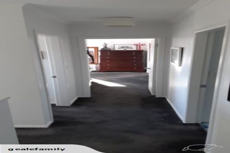 Photo of property in 82 Townsend Road, Miramar, Wellington, 6022