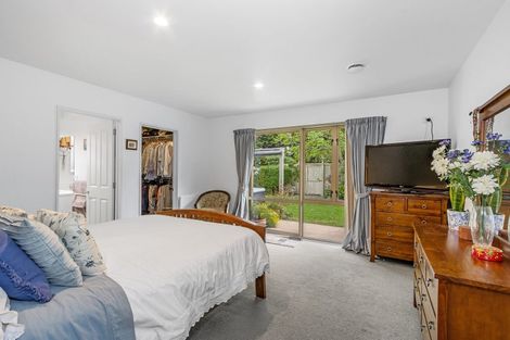 Photo of property in 18 Elmslie Grove, Halswell, Christchurch, 8025