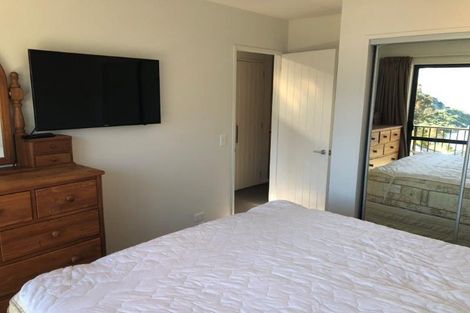 Photo of property in Arno Apartment, 7/8 Mckerrow Place, Sunshine Bay, Queenstown, 9300