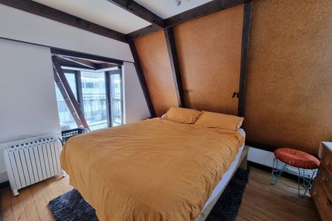 Photo of property in 9a Pitarua Street, Thorndon, Wellington, 6011