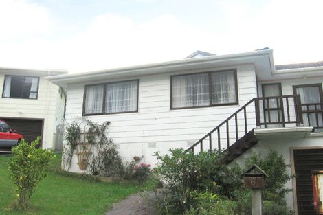 Photo of property in 6 Percy Dyett Drive, Karori, Wellington, 6012