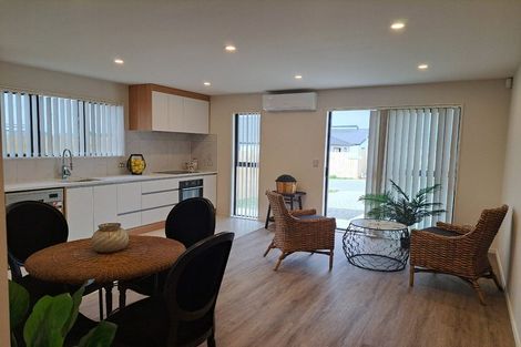 Photo of property in 20 Rorotu Avenue, Karaka, Papakura, 2113