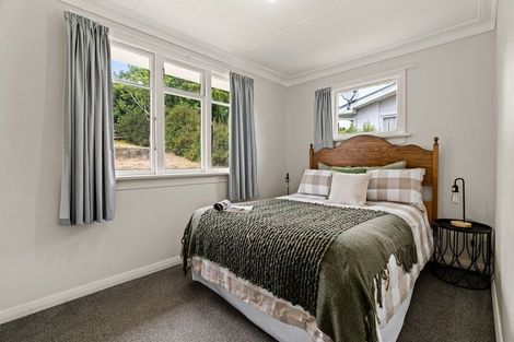 Photo of property in 489 Kaikorai Valley Road, Bradford, Dunedin, 9011