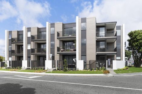 Photo of property in 203/94 Cambridge Terrace, Waterloo, Lower Hutt, 5011
