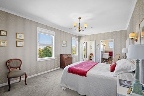 Photo of property in 7 Upper Crichton Terrace, Cashmere, Christchurch, 8022