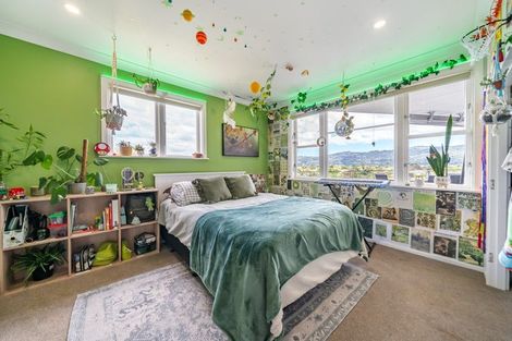 Photo of property in 71 Wyndrum Avenue, Waterloo, Lower Hutt, 5011