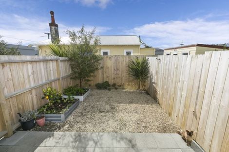 Photo of property in 3/2 Stone Street, Miramar, Wellington, 6022