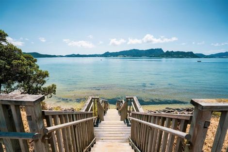 Photo of property in 34 Bermuda Place, One Tree Point, 0118