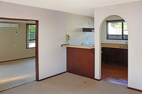 Photo of property in 48 Bellingham Place, Avonhead, Christchurch, 8042