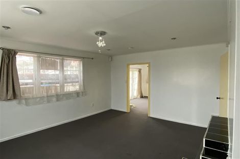 Photo of property in 1/32 Great South Road, Papakura, 2110