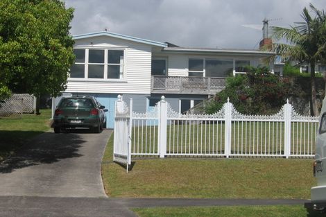 Photo of property in 1/24 Quebec Road, Milford, Auckland, 0620