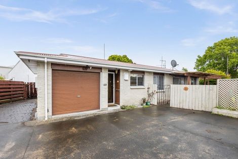 Photo of property in 2/24 Oxford Street, Taradale, Napier, 4112