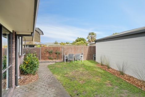 Photo of property in 27a Trafford Street, Harewood, Christchurch, 8051