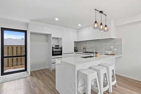 Photo of property in 4b Udys Road, Pakuranga, Auckland, 2010