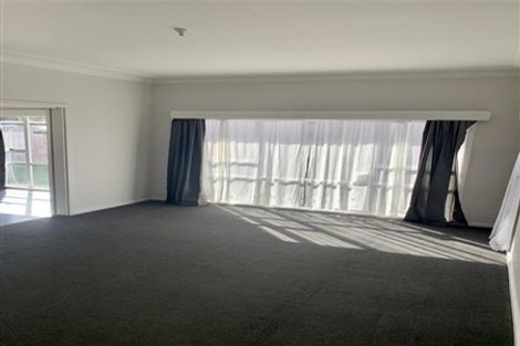 Photo of property in 74 Avenue Road, Otahuhu, Auckland, 1062