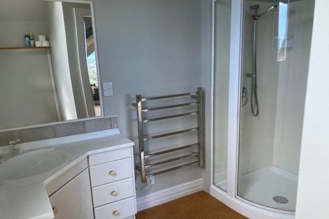 Photo of property in 225 Huia Street, Waikanae, 5391