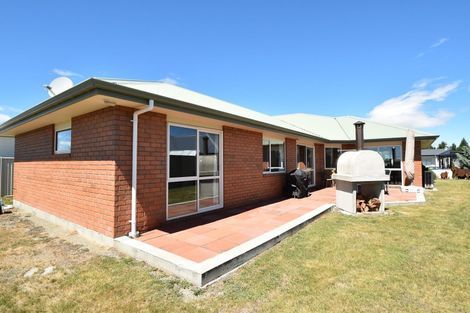 Photo of property in 6 Rhoboro Road, Twizel, 7901