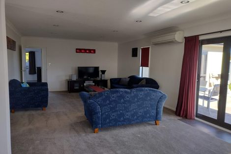 Photo of property in 16a Windsor Terrace, Taradale, Napier, 4112