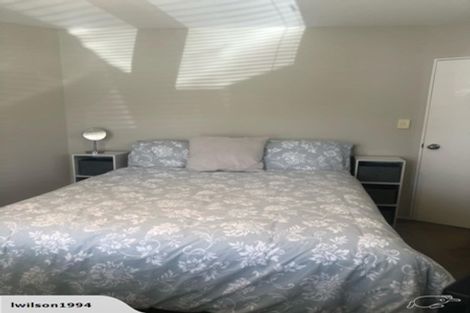 Photo of property in 4 Ellangowan Road, Waiake, Auckland, 0630