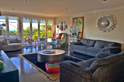 Photo of property in 1 Huia Road, Titirangi, Auckland, 0604