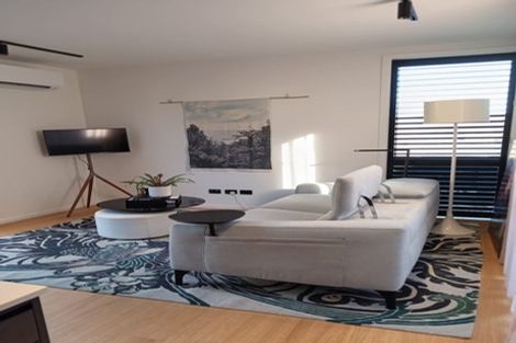 Photo of property in 10 Casterway Crescent, Jacks Point, 9371