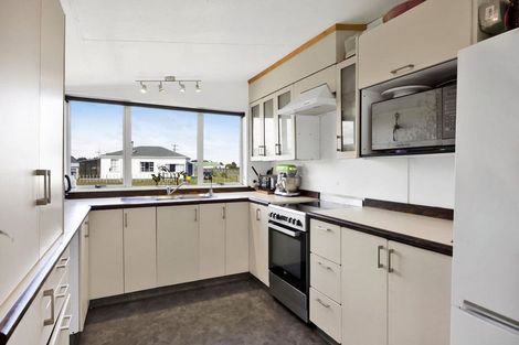 Photo of property in 6 Egmont Street, Normanby, Hawera, 4614