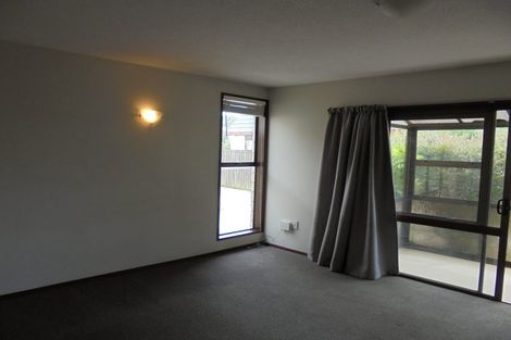 Photo of property in 1/204 Grimseys Road, Redwood, Christchurch, 8051