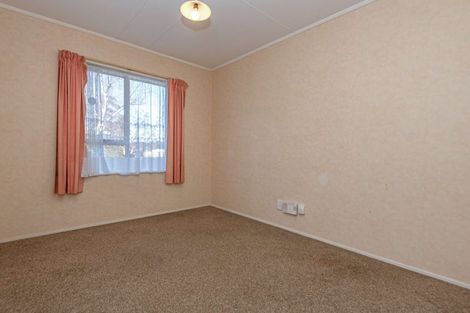 Photo of property in 48 Apollo Parade, Milson, Palmerston North, 4414