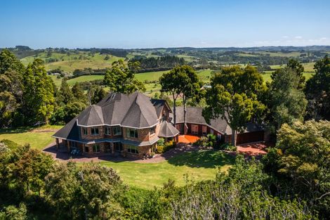 Photo of property in 251 Whitehills Road, Waitoki, 0994