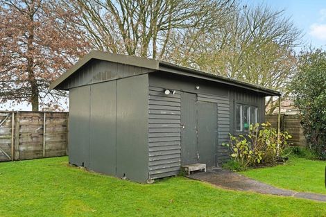 Photo of property in 15 Casper Street, Fairfield, Hamilton, 3214