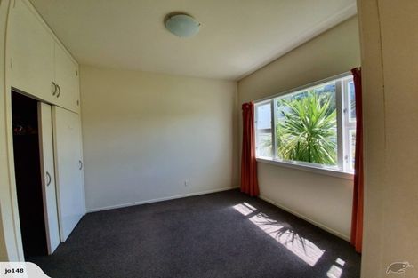 Photo of property in 51 Rolleston Street, Mount Cook, Wellington, 6021