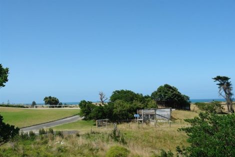 Photo of property in 21 Middlesex Street, Patea, 4520
