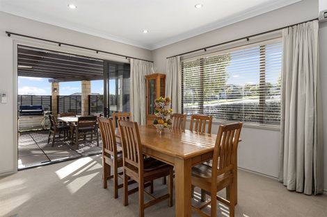 Photo of property in 2 Crater Close, Pyes Pa, Tauranga, 3112