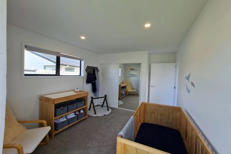 Photo of property in 20a Pakaraka Drive, Papakura, 2110