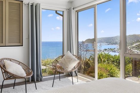 Photo of property in 9 Tregear Place, Camborne, Porirua, 5026