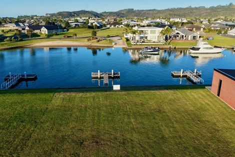 Photo of property in 23 Awatea Drive, Whitianga, 3510