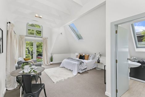 Photo of property in 51 Simla Crescent, Khandallah, Wellington, 6035