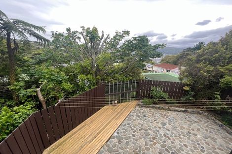 Photo of property in 106 Normandale Road, Normandale, Lower Hutt, 5010