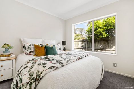 Photo of property in 11 Corfield Way, Burswood, Auckland, 2013