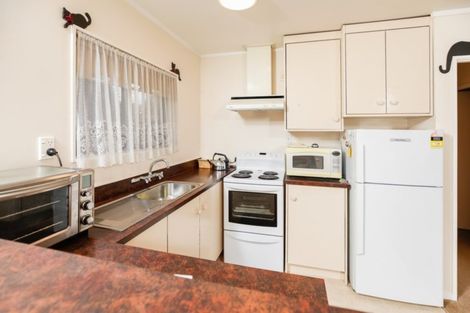 Photo of property in 37a Hukanui Road, Fairfield, Hamilton, 3214