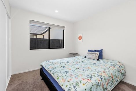 Photo of property in 32 Evelyn Crescent, Marshland, Christchurch, 8083