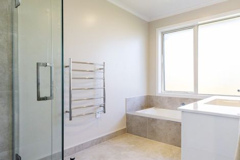 Photo of property in 4 Tuhua Close, Wharewaka, Taupo, 3330