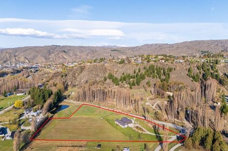 Photo of property in 4 Padgets Lane, Earnscleugh, Alexandra, 9391