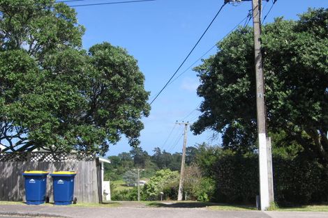 Photo of property in 3/58 Birkdale Road, Birkdale, Auckland, 0626