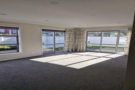 Photo of property in 55 Pendarves Street, New Plymouth, 4310