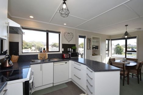 Photo of property in 216 Conyers Street, Strathern, Invercargill, 9812