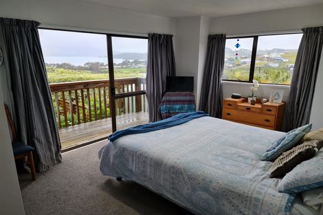 Photo of property in 37 Cable Bay Block Road, Cable Bay, 0420